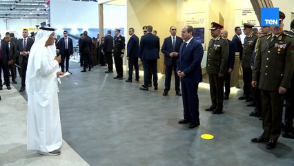 الرئيس السيسي يتفقد جناح دولة الإمارات بالمعرض الدولي الرابع للصناعات الدفاعية إيديكس 2025