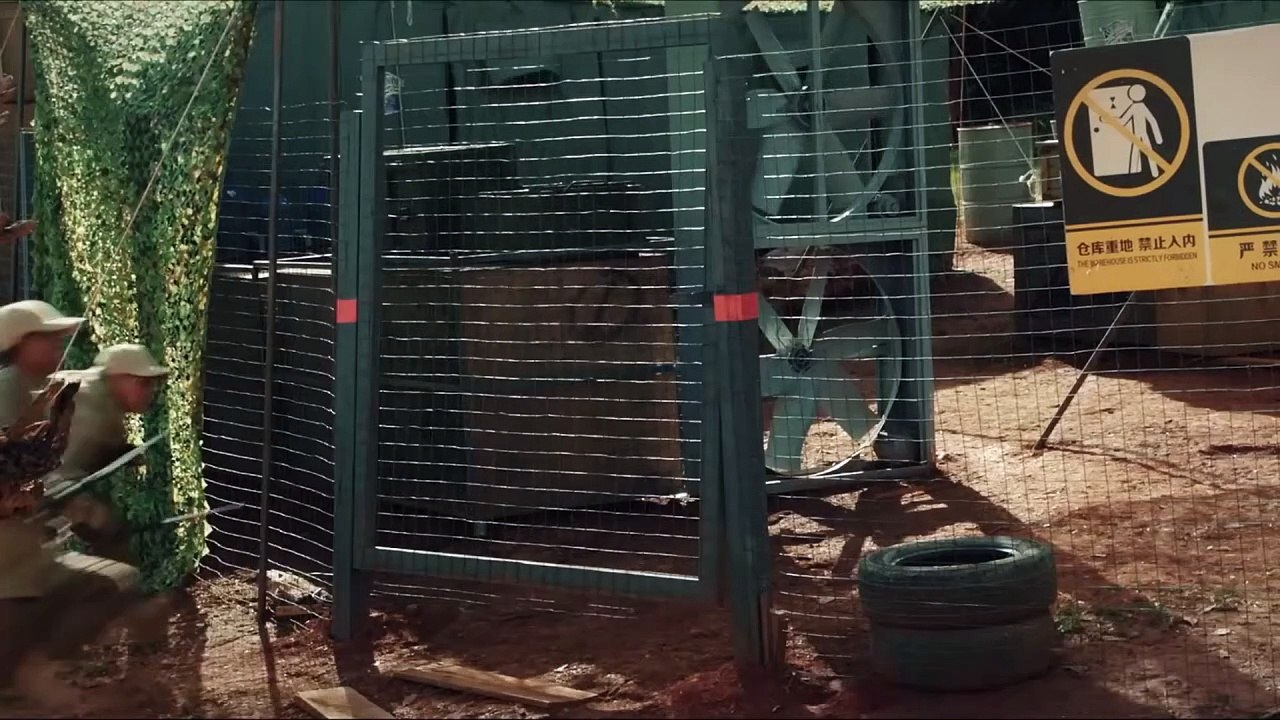Snake swarm attacks!Expedition team surrounded by snakes in a cave,their lives hanging by a thread!🐍