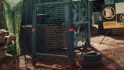 Snake swarm attacks!Expedition team surrounded by snakes in a cave,their lives hanging by a thread!🐍