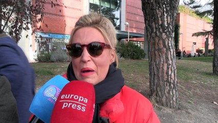 Lydia Lozano, entre lágrimas, da la última hora sobre el estado de salud de su marido Charly: "Hay otra bacteria y no sabemos"