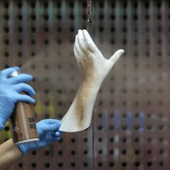 She created an exquisite necklace made out of hand that looks so realistic! ✋