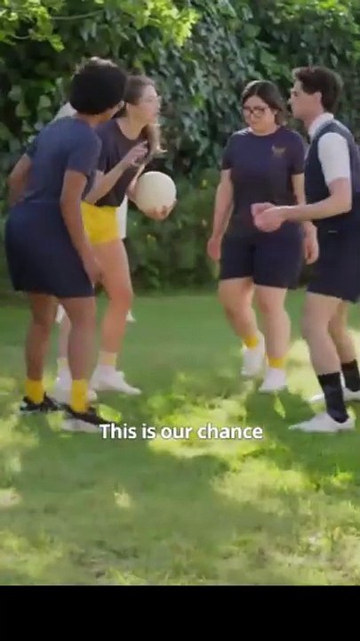 True Heiress Saves High School #ReelShort |  SHORTFILMS - loambition