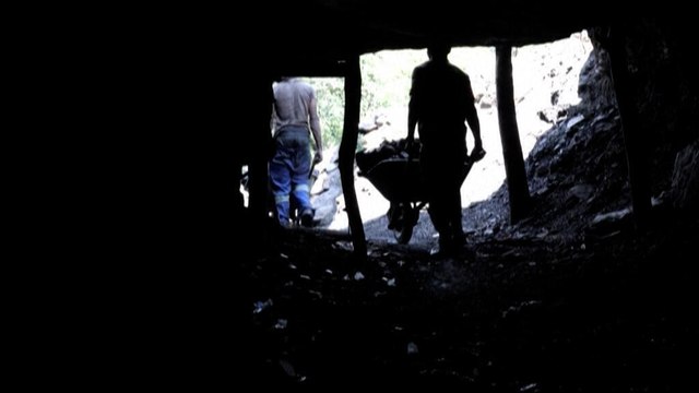 Afrique du Sud : des mineurs clandestins face au crépuscule du charbon