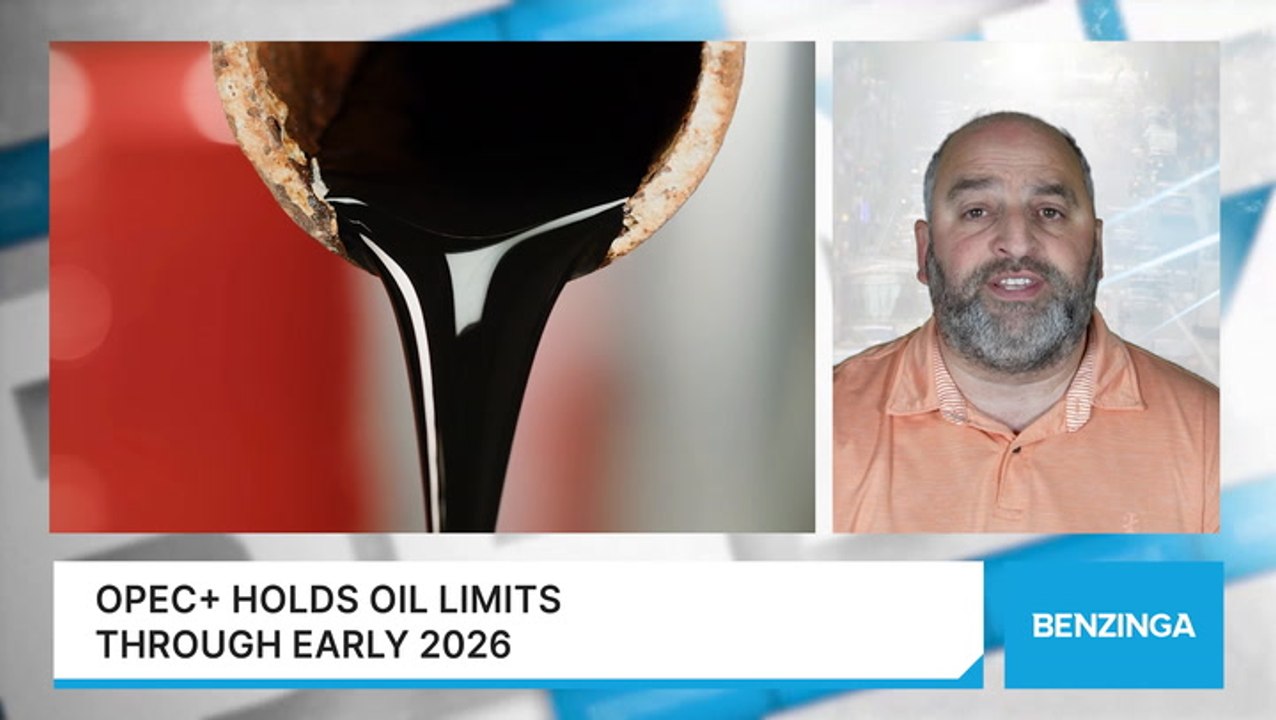 OPEC+ Holds Oil Limits Through Early 2026