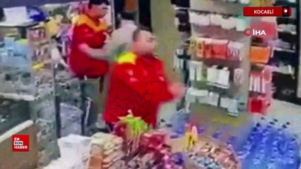 Kocaeli'de akaryakıt istasyonunda çalışan genci darbeden alkollü müşteri gözaltına alındı