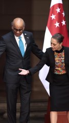 Sheinbaum vive momento incómodo al recibir al presidente de Shingapur en Palacio Nacional