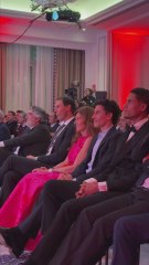 VERTICAL REACCIONES Y SALIDAS PREMIADOS