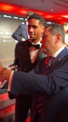 El selfie más madridista: la foto de Roncero con Varane en los Premios AS del Deporte