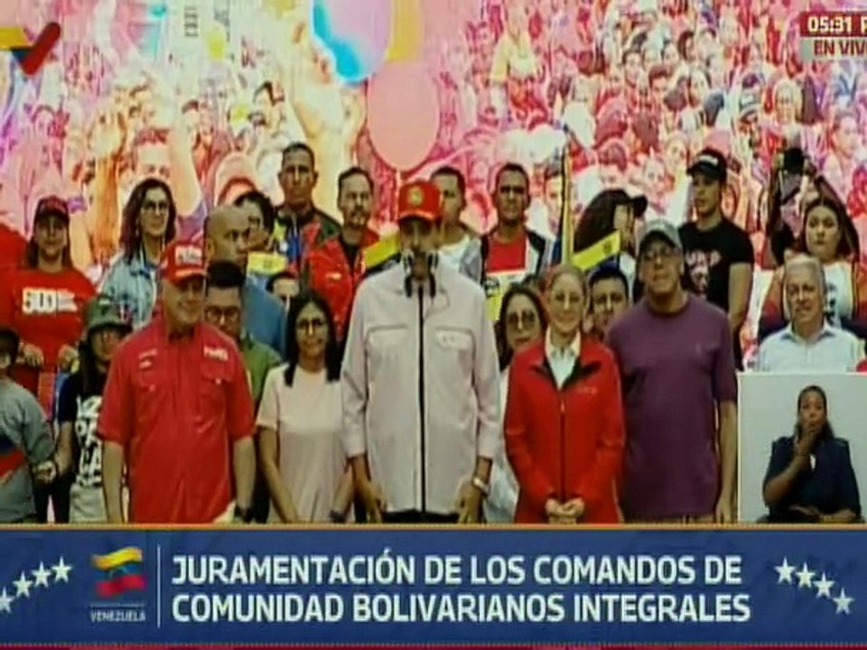 Presidente Nicolás Maduro juramentó los Comandos de Comunidades Bolivarianos Integrales