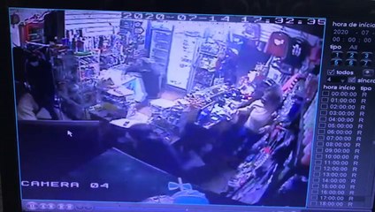 Violento asalto en comercio de San Antonio