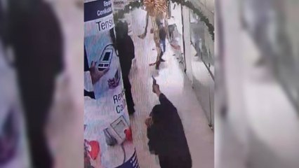 Exclusiva | Videos muestran cómo ocurrió el robo de una joyería en Bogotá: nuevos detalles
