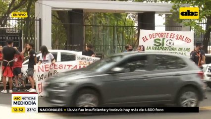 Protesta de dueños de canchas sintéticas