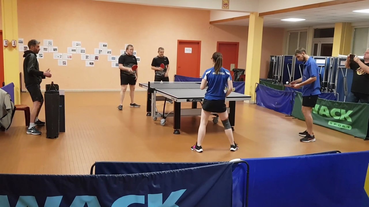 Championnats de Tennis de Table à Montigny le 08/11/25 - Phase 1 - Nogent 1 vs Montigny AJP