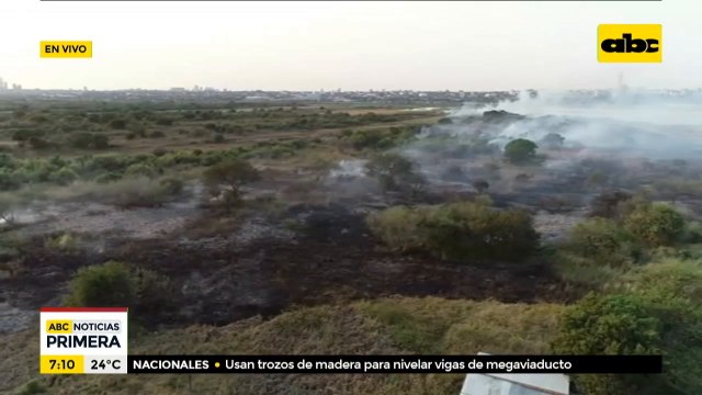 Bomberos controlan incendio en zona de la bahía de Asunción
