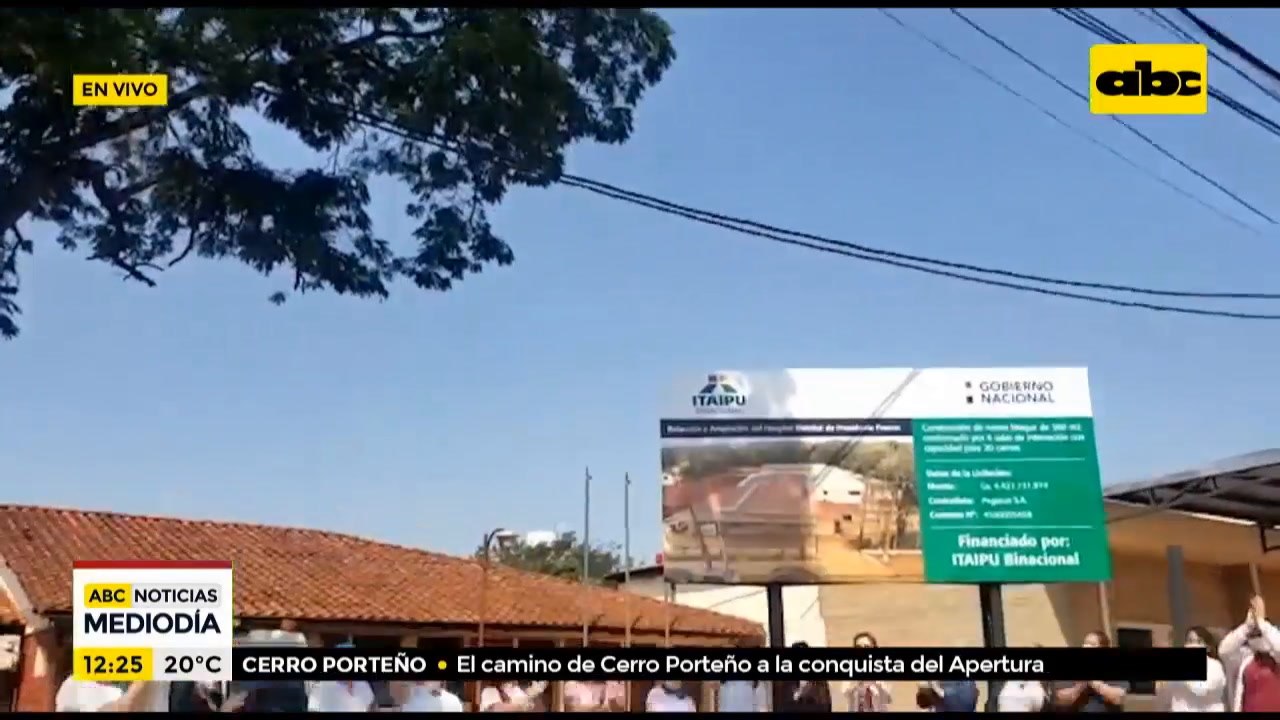 Personal de blanco, de luto en el Este
