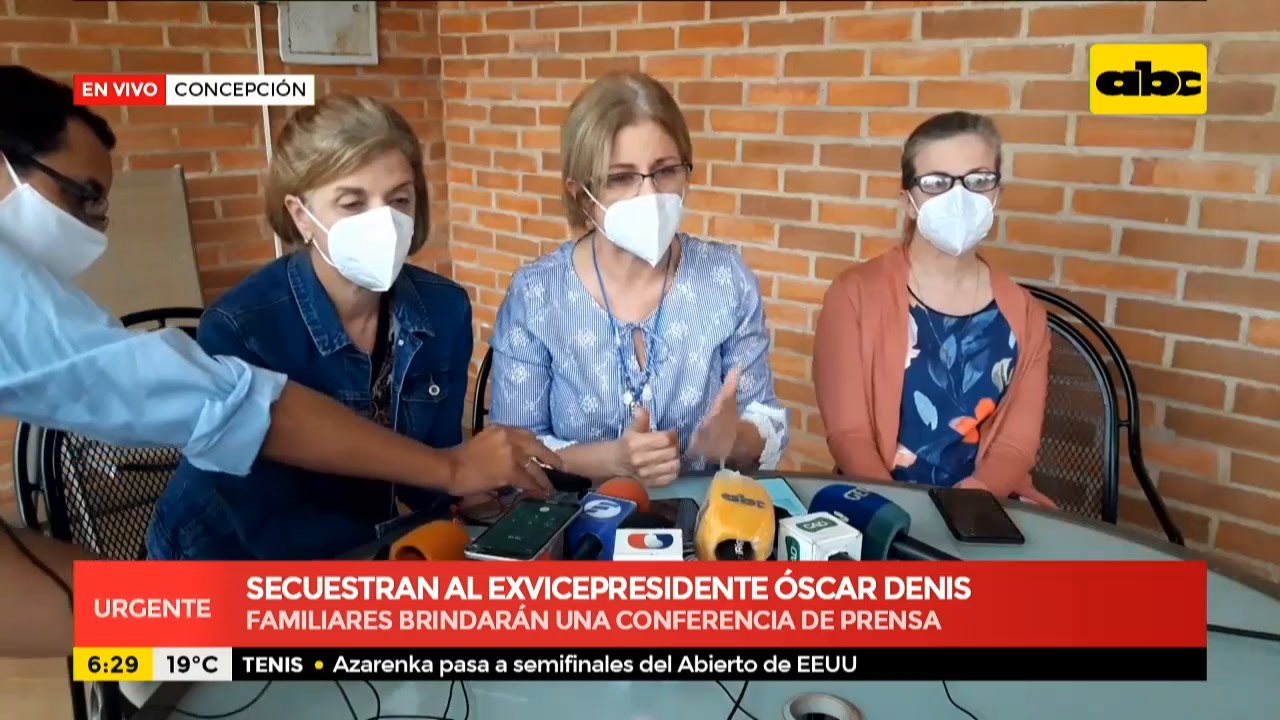 Familiares ruegan a secuestradores por la salud...