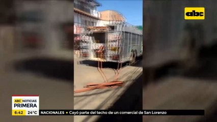 Derrumbe de local comercial deja heridos sin gravedad en San Lorenzo