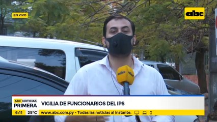 Funcionarios de IPS exigen pago de gratificaciones