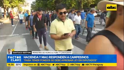 Campesinos ya se retiran de Asunción, según ministro del MAG