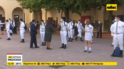 Colegios y escuelas no expedirán libretas ni certificados