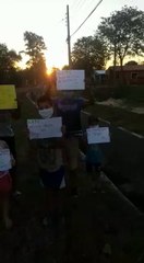 Reclaman conclusión de canal de desagüe en Limpio