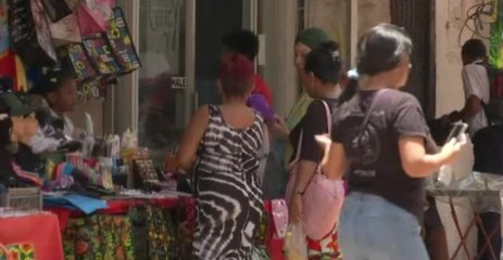 Autoridades refuerzan seguridad por compras de fin de año