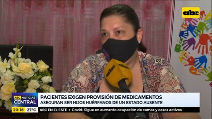 Pacientes exigen provisión de medicamentos