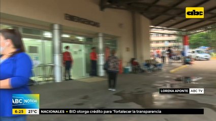 Humillante abandono de familiares de pacientes en el Hospital Central del IPS
