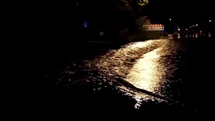 Desborde de arroyo obliga a cerrar la ruta PY02 a la altura del Peaje Ypacaraí