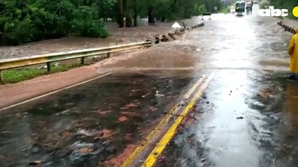 Cierre de la ruta PY02 debido a desborde del arroyo