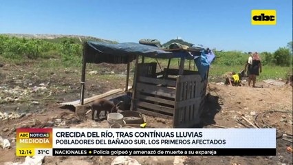 Crecida del Río, tras continuas lluvias
