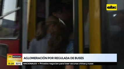 Aglomeración en buses por regulada de transportistas