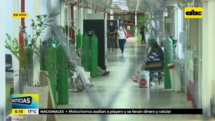 Familiares de internados de COVID, desesperados