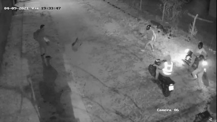 En violento asalto, roban una motocicleta