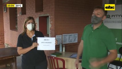 WiFi para ahorrar internet: Familiares de hospital de Lambaré usan servicio para Pytyvo