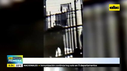 Ciudadana brasileña denuncia agresión física del dueño de una pizzería