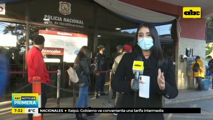 Filas de hasta dos cuadras en sede de Identificaciones