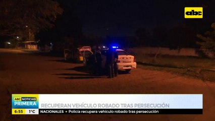 Recuperan vehículo robado tras persecución