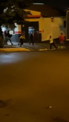 Imputan a joven que amenazó con apuñalar a varias personas en pelea callejera