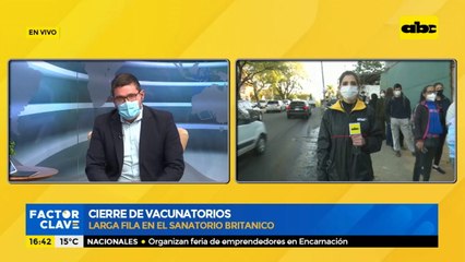 Cierre de vacunatorios: Larga fila en el sanatorio Británico