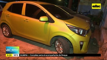 Detienen a una mujer con orden de captura