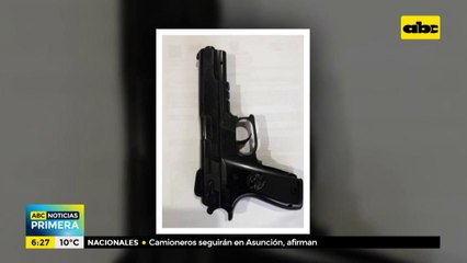 Caen dos hermanos tras asaltar con arma de juguete a un adolescente