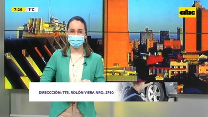 Roban placa histórica de una tumba del cementerio de la Recoleta