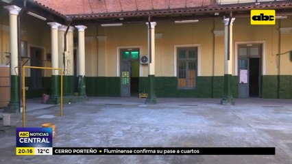 Clases virtuales en históricas instituciones