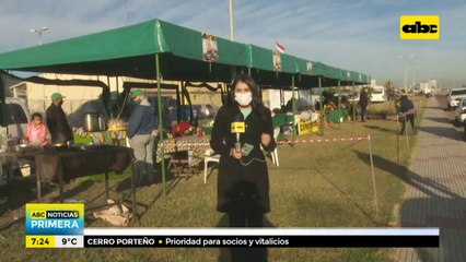 Feria granjera en la Costanera de Asunción