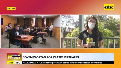 Jóvenes optan por clases virtuales porque "tienen que ir a trabajar"
