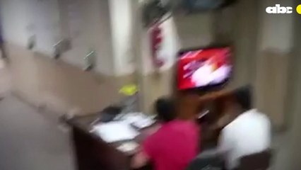 Funcionarios de la Municipalidad de Asunción, entre fútbol y tereré