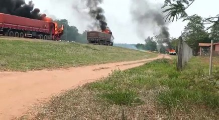 Queman camiones en Yasy Cañy