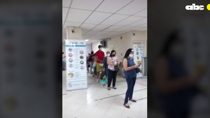 Solo Cuatro De 12 Ventanillas Atienden En El Ips Central