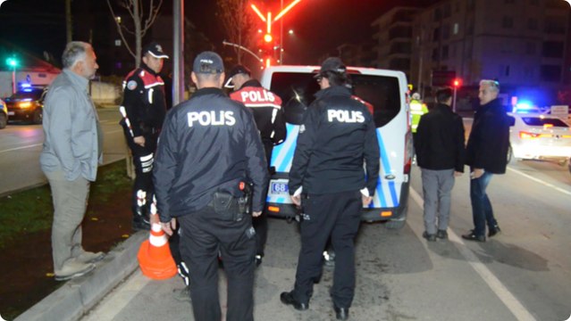 'Dur' ihtarına uymadı, takip sırasında Emniyet Müdürü Yardımcısının aracına çarptı